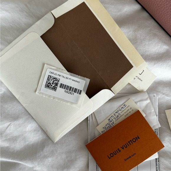 Louis Vuitton pink leather python trimmed - Picture 4 of 6